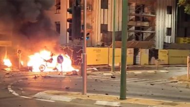 إنفجار قنبلة بسيارة في مدينة بيتح تكفا شرق تل أبيب