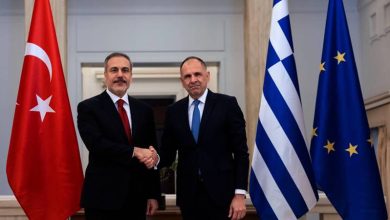 وزير الخارجية التركي هاكان فيدان عقب لقائه نظيره اليوناني جيورجوس جيرابيتريتيس في أثينا