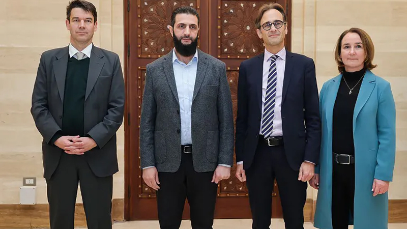 عدة دول غربية أرسلت وفودا إلى دمشق للقاء القائد العام للإدارة السورية الجديدة أحمد الشرع