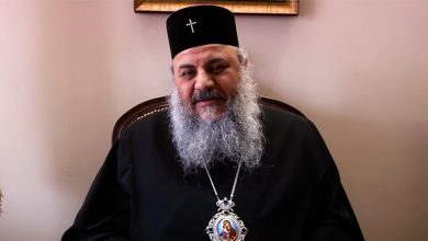 راعي أبرشيّة زحلة وبعلبك وتوابعهما للرّوم الأرثوذكس المتروبوليت أنطونيوس الصّوري