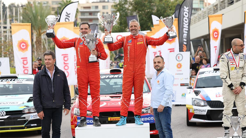 روجيه فغالي وملاحه جوزف مطر