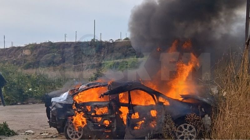 طائرة مسيّرة تستهدف سيارة على طريق الزهراني المصيلح