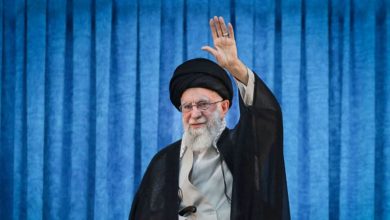 المرشد الأعلى للثورة الإسلامية في إيران السيد علي خامنئي