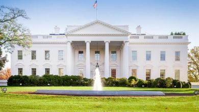 ترامب يحذف فيديو يُظهر أوباما وزوجته على هيئة قردين