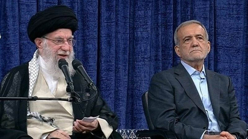 خامنئي وبزشكيان