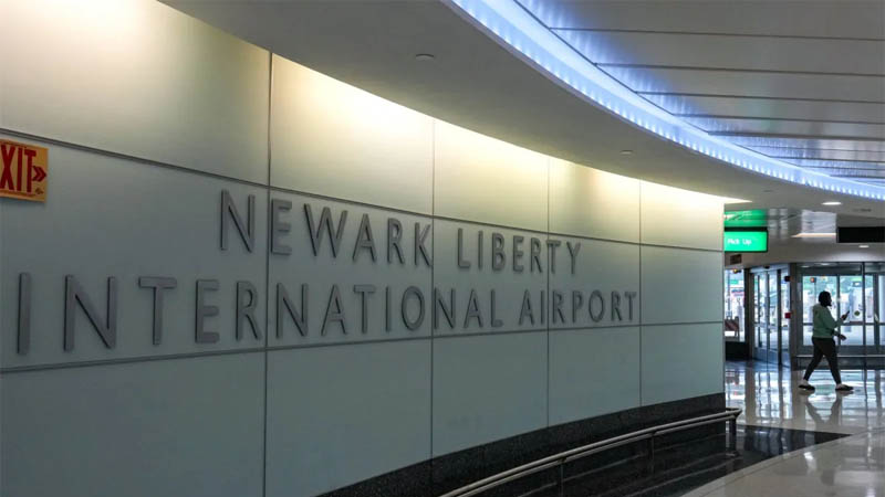 مطار نيوآرك ليبرتي الدولي