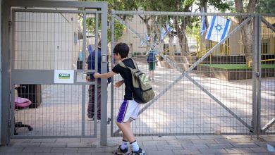 استمرار إغلاق المدارس بالشمال ومنطقة ​تل أبيب