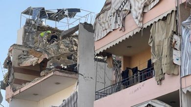 غارة استهدفت شقة سكنية في المية ومية