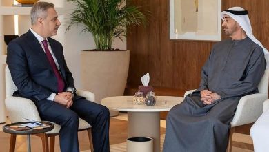 محمد بن زايد يستقبل وزير الخارجية التركي في أبوظبي