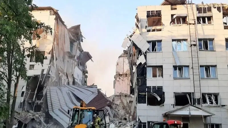 هجوم ليلي أوكراني يستهدف مبنى تعليمياً في جمهورية لوغانسك