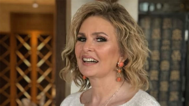 الفنانة المصرية يسرا