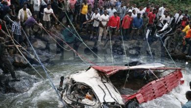 مصرع ٢٨ شخصاً بحادث سقوط حافلة في إثيوبيا